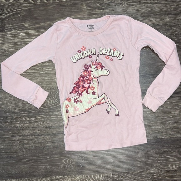 Girl unicorn pajama set includes long sleeve top and pants size 8 - Picture 2 of 6